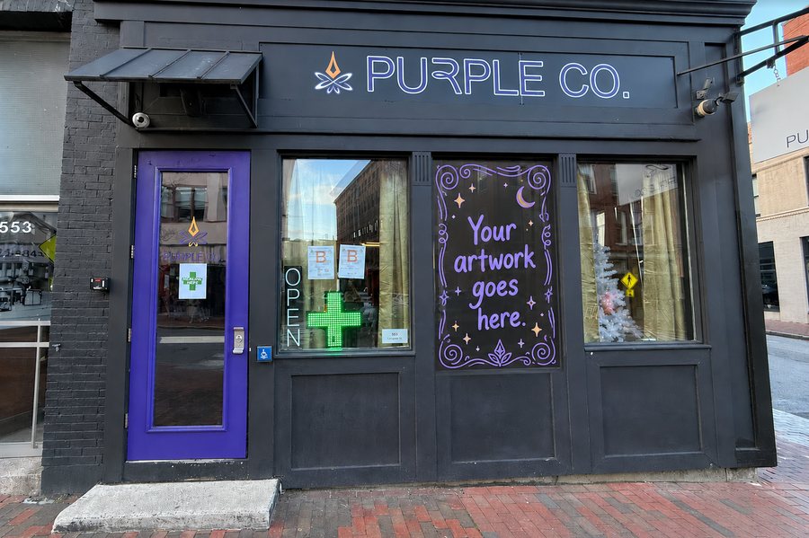 Calling local glass artists